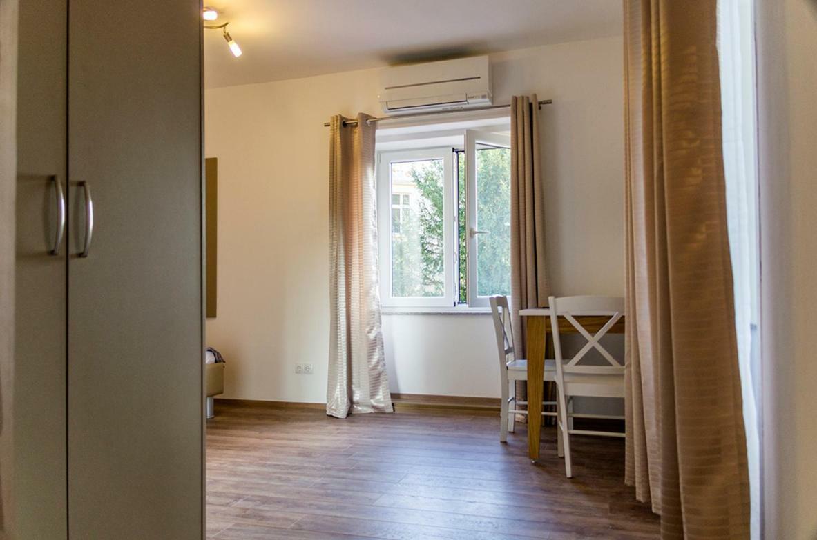 Guesthouse Klaudia Opatija Bagian luar foto